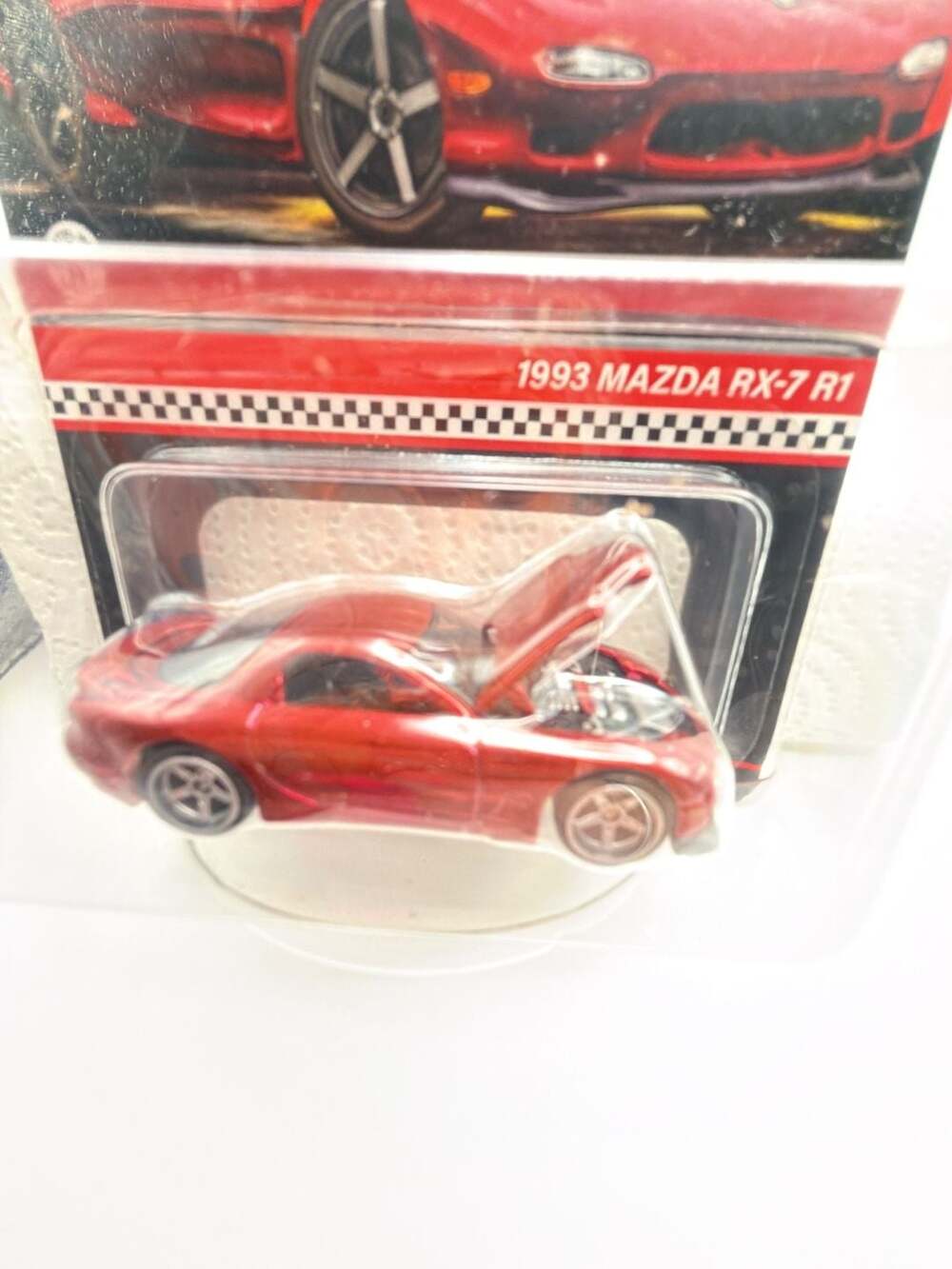 Hot Wheels RLC Exclusive 1993 Mazda RX-7 R1 - Picture 4 of 7